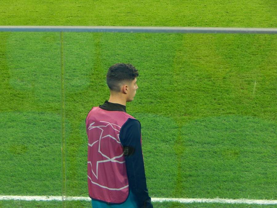 VAR 回放规则科普｜VAR 机制：哪些情况会回看、主裁场边复核与越位毫米争议如何处理 - 星空官方网页版 资讯